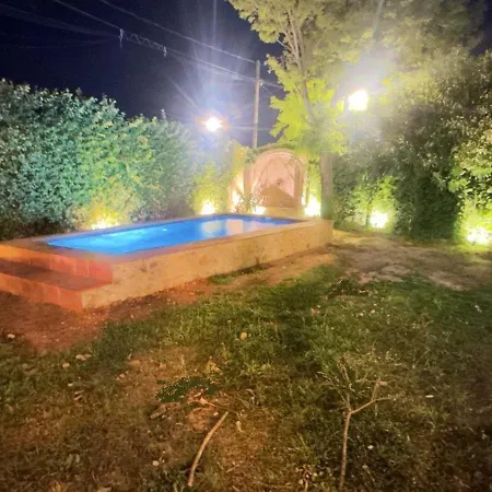 Con Encanto Jardin, Wifi Y Ac Nyaraló *